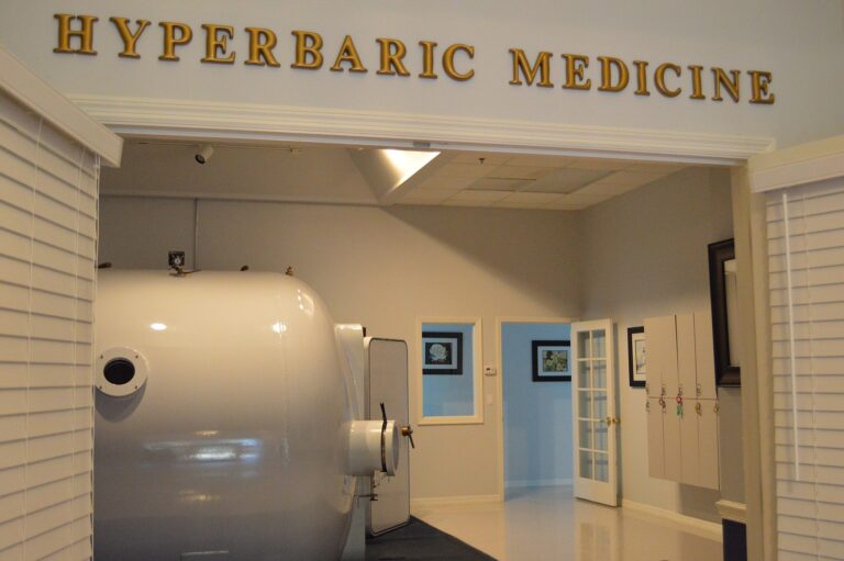 Leczenie w komorze hiperbarycznej - ubezpieczenia nurkowe