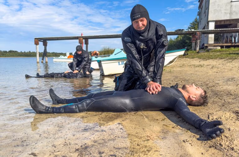 Kurs Ratownictwa Nurkowego - SSI Diver Stress and Rescue
