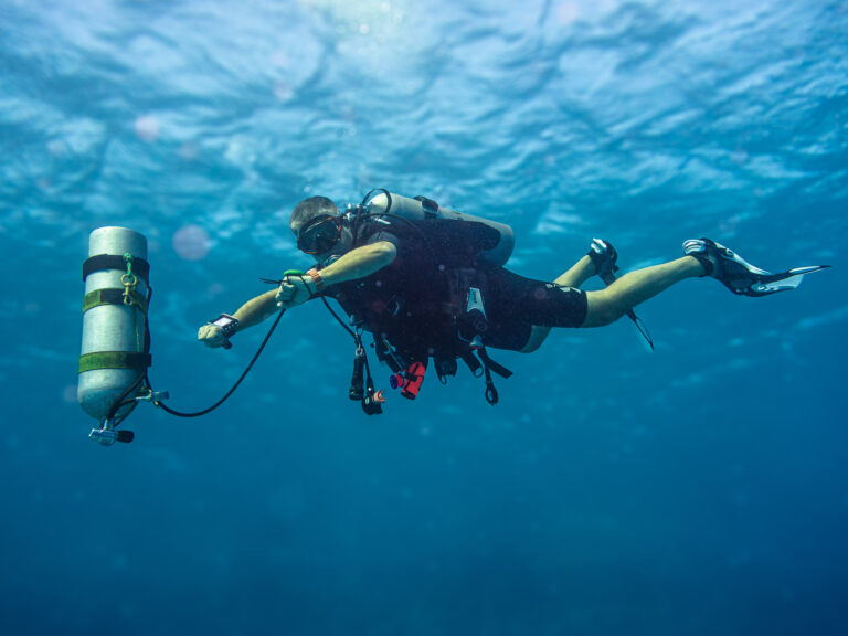 Kurs Nurkowania Dekompresyjnego - SSI Decompression Diving. Centrum Nurkowe Aquanautic