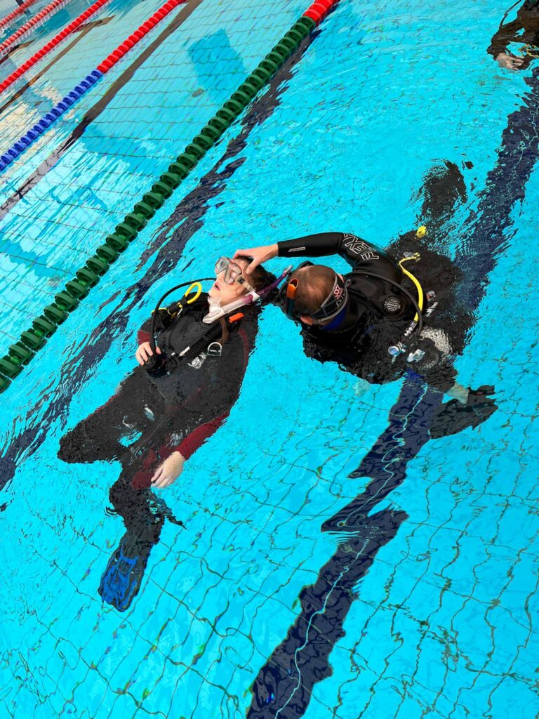 React Right,Diver Stress & Rescue - Aquanautic